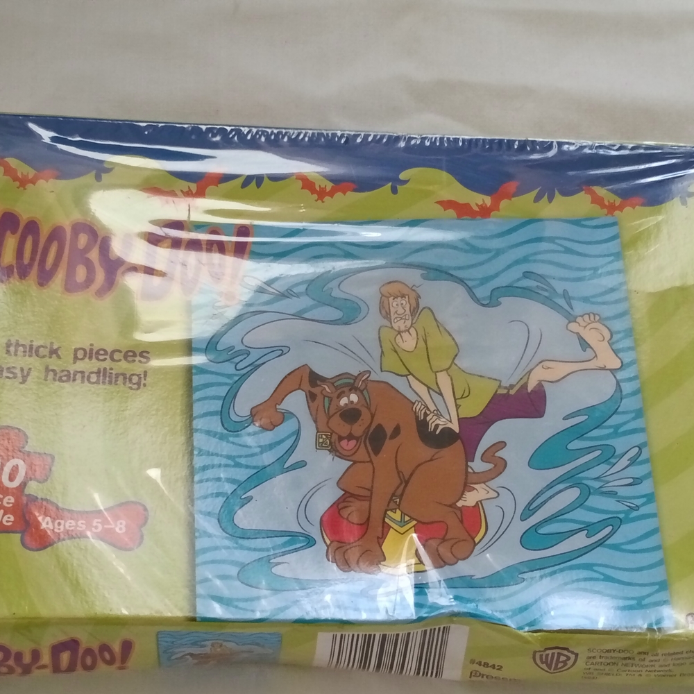 Cartoon Network Scooby-Doo Puzzle - Blue and Yellow